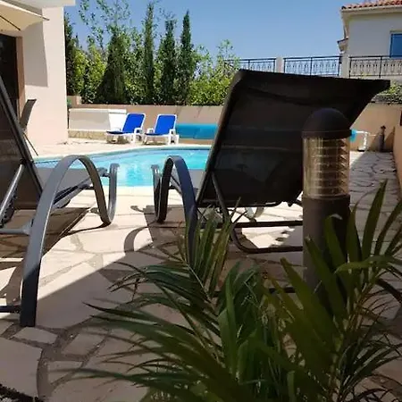 Luxury 4 Bed Paphos Villa