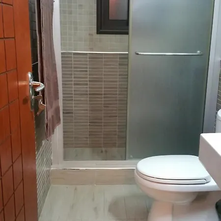 Villa Luxury 4 Bed Paphos *