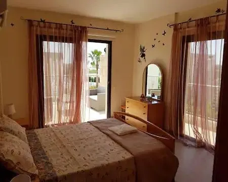 Luxury 4 Bed Paphos Mesoyi